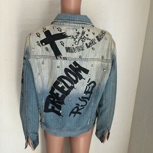 Forever 21 Los Angeles Biker Graffiti Blue Denim Jeans Jacket Women’s Size L